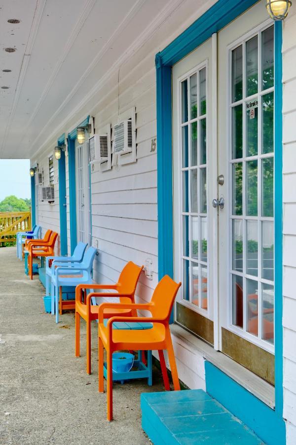 The Landings Inn And Cottages At Олд Орчард Бийч Екстериор снимка