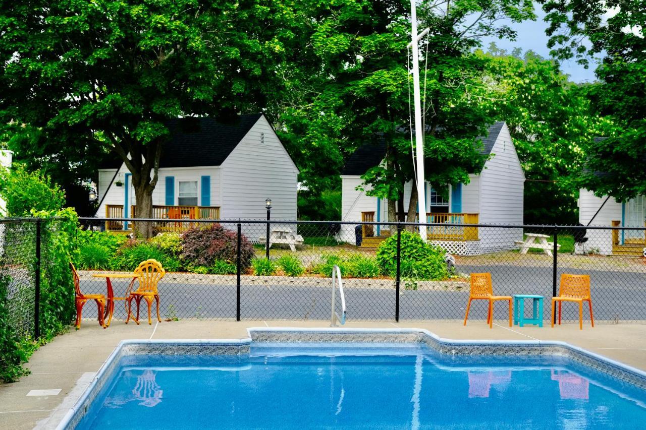 The Landings Inn And Cottages At Олд Орчард Бийч Екстериор снимка